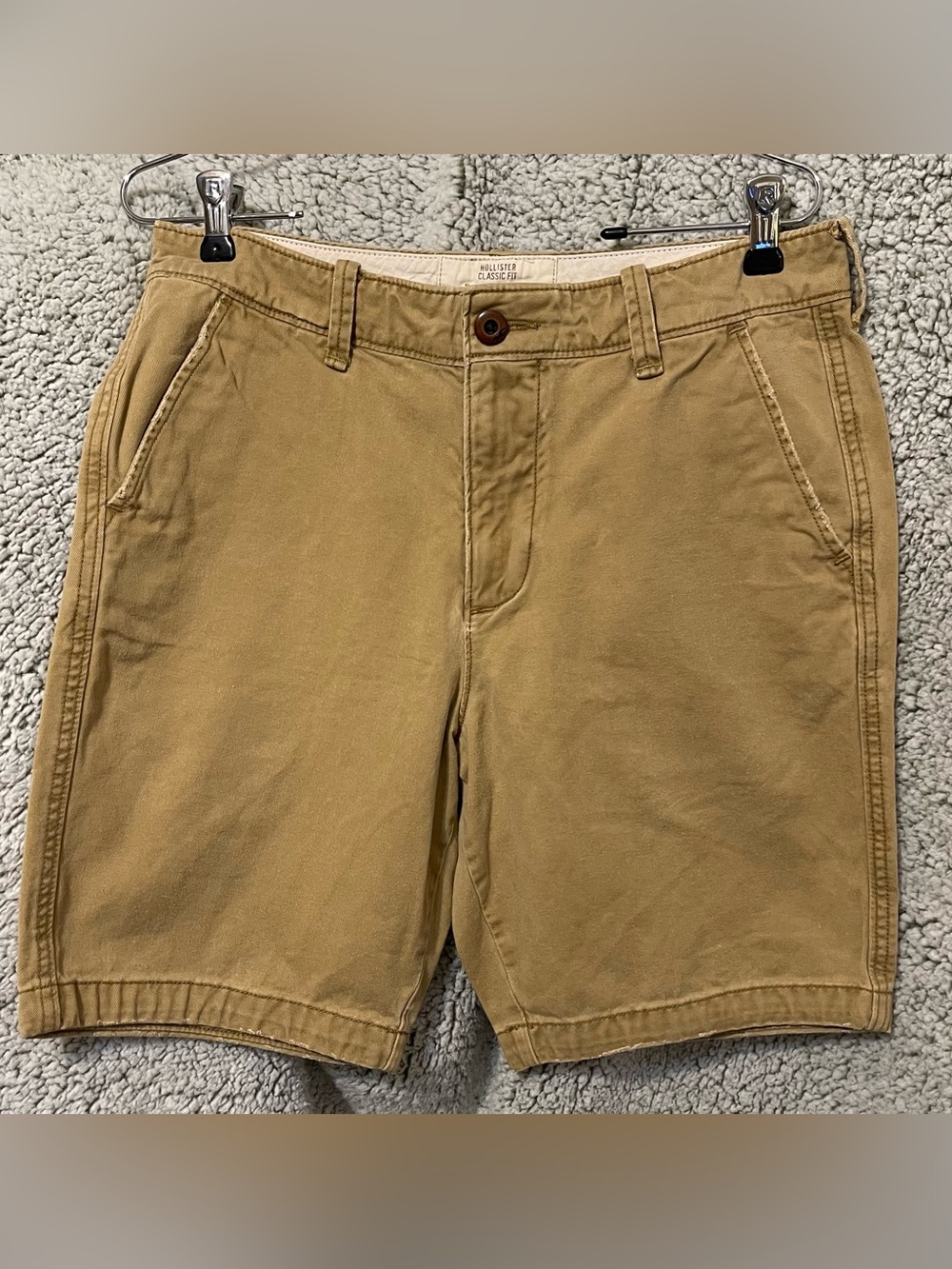 Hollister Men's Tan Flat-Front Chino Shorts
